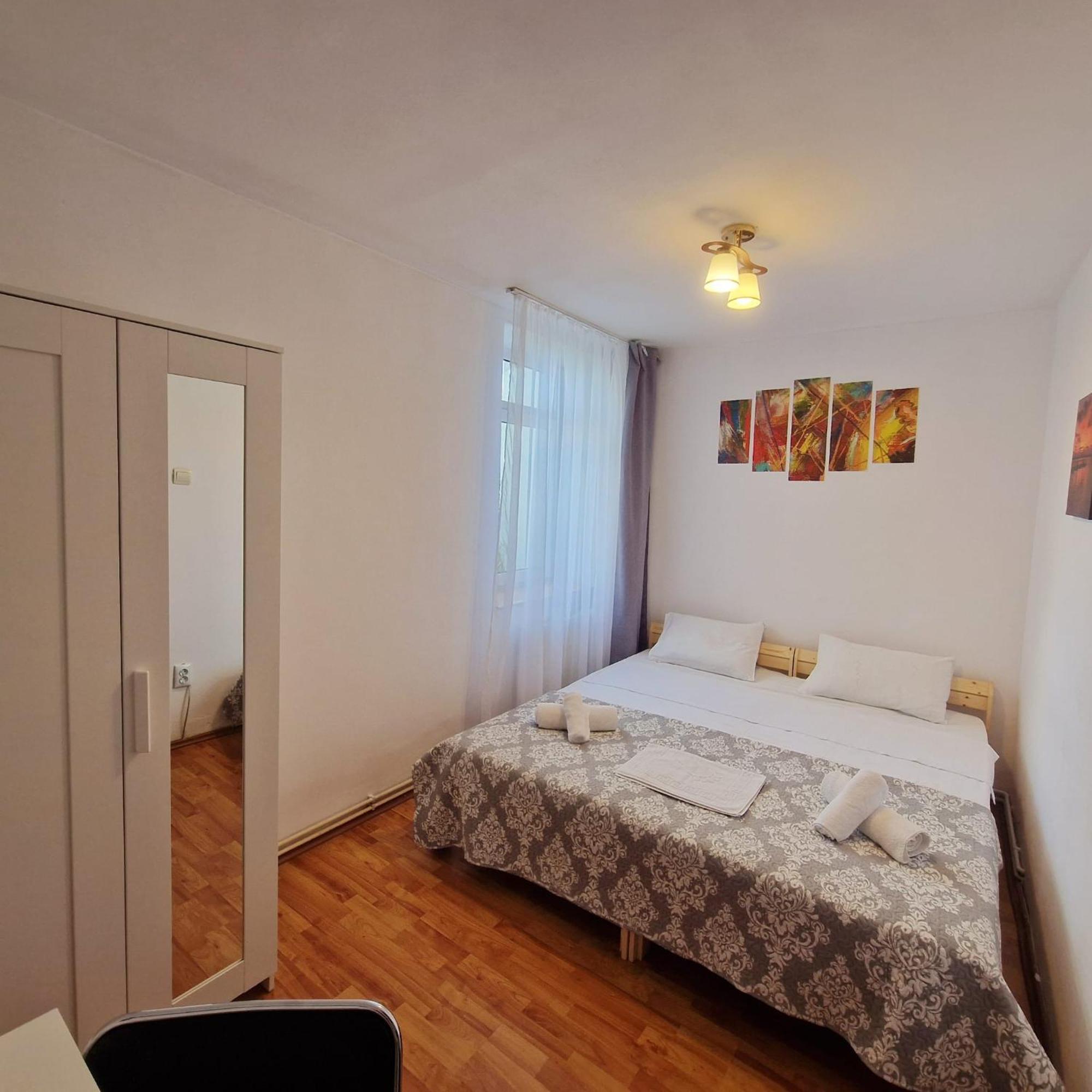 Stephanie Apartment-Centru Civic Brasov Exterior photo