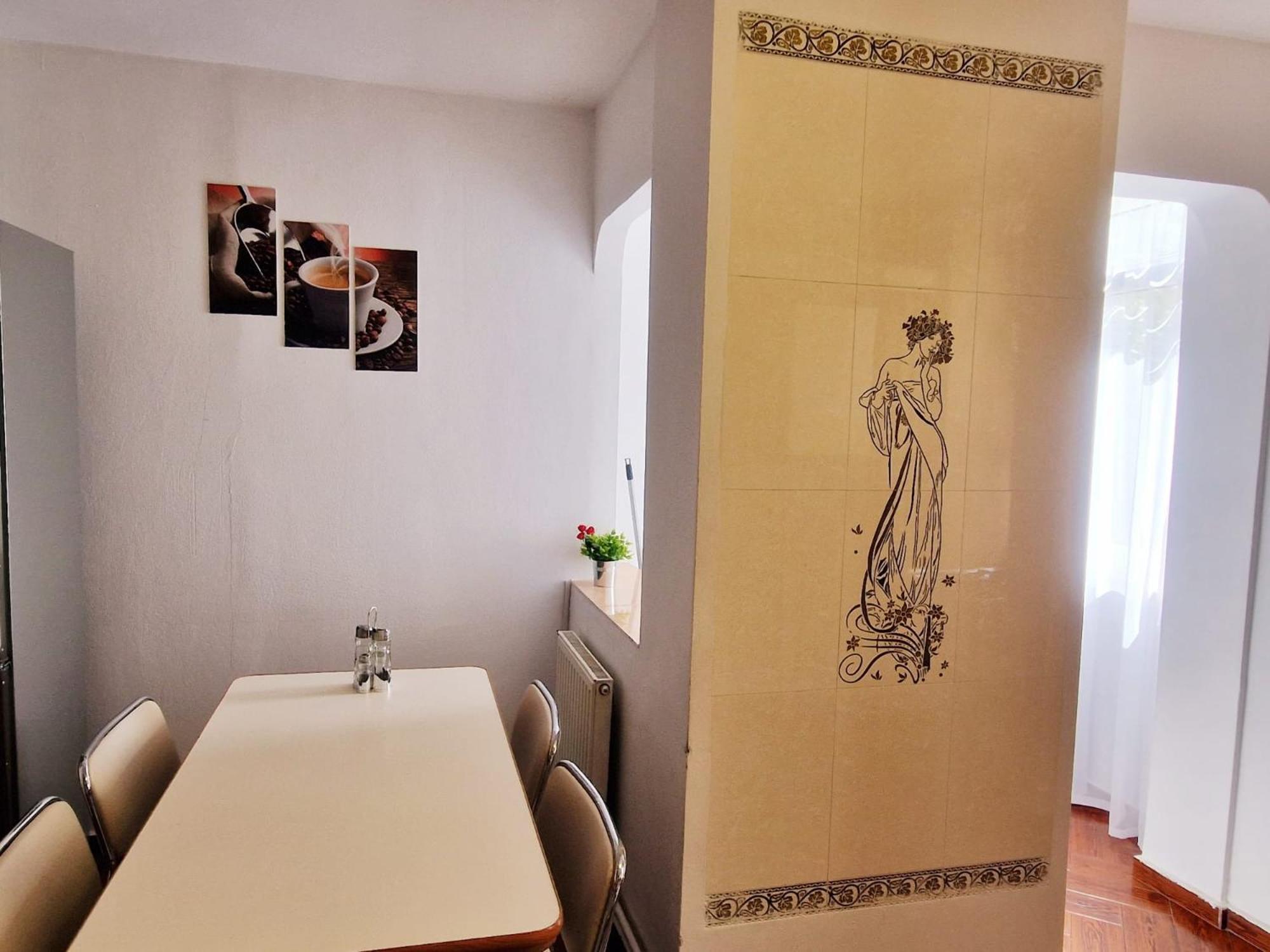 Stephanie Apartment-Centru Civic Brasov Exterior photo